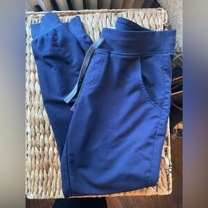 Size small Fig jogger bottoms, only worn a few times